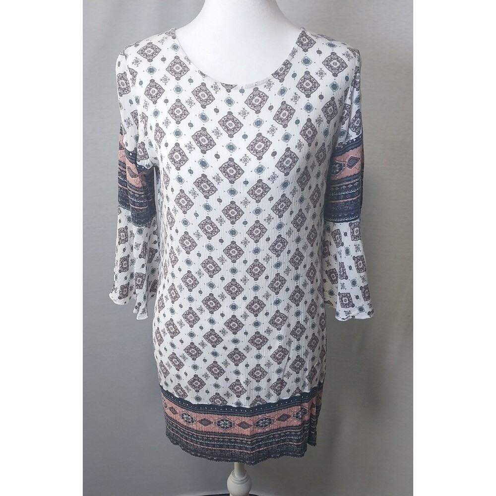 Urban Girl Bohemian Medallion Pattern Shift Dress 3/4 Bell Sleeve Size Small